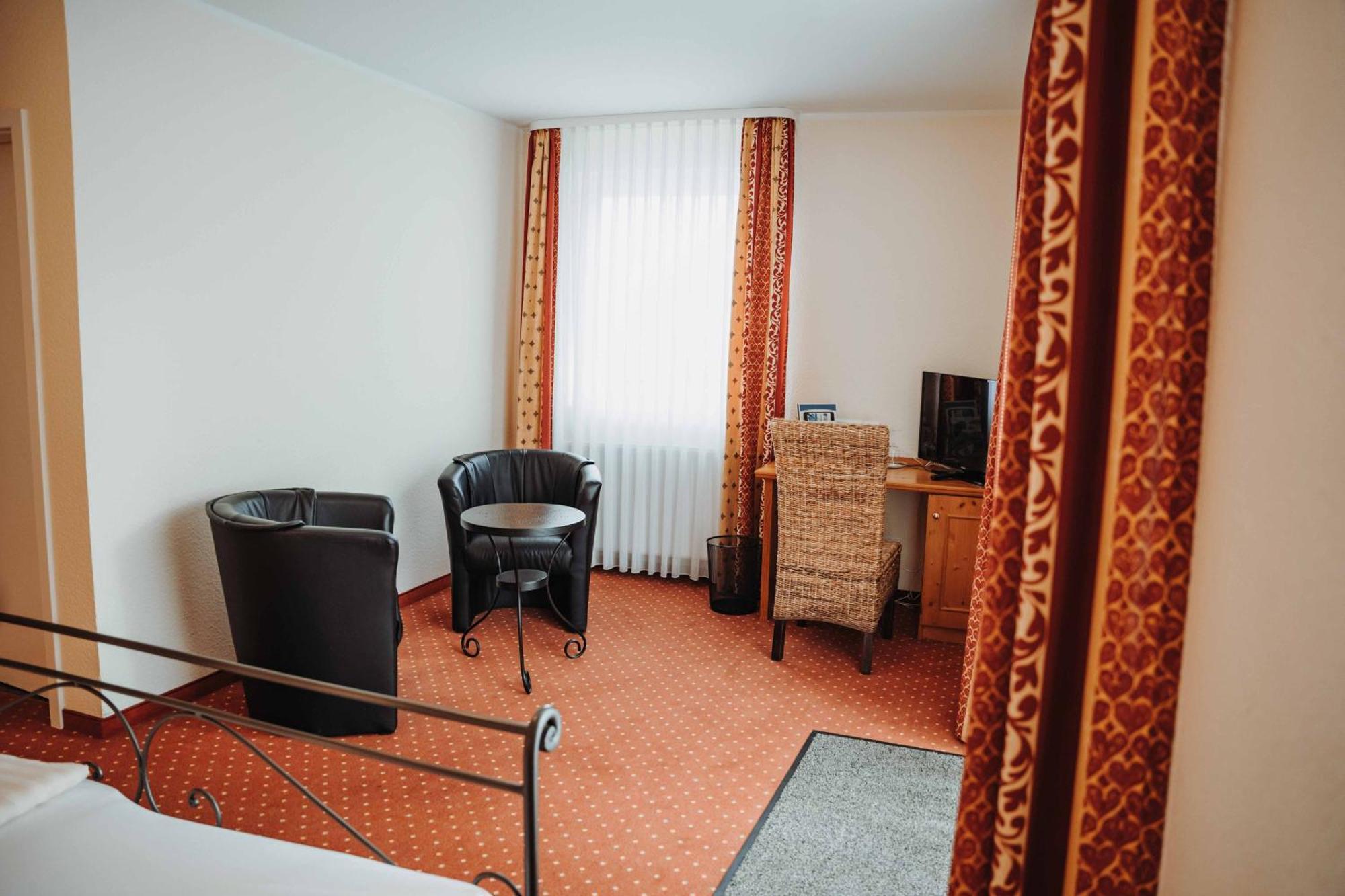 Hotel Am Wallgraben Brilon Quarto foto